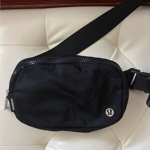 Lululemon belt bag